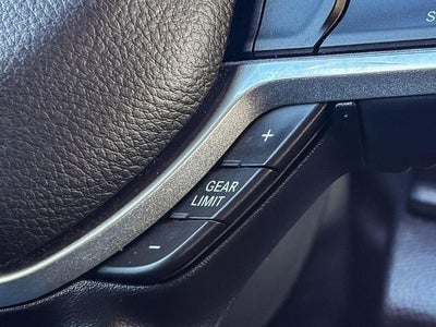 2020 RAM 1500 Laramie Crew Cab 4x4 5'7" Box