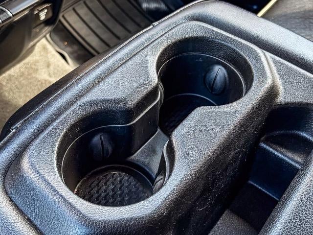 2020 RAM 1500 Laramie Crew Cab 4x4 5'7" Box