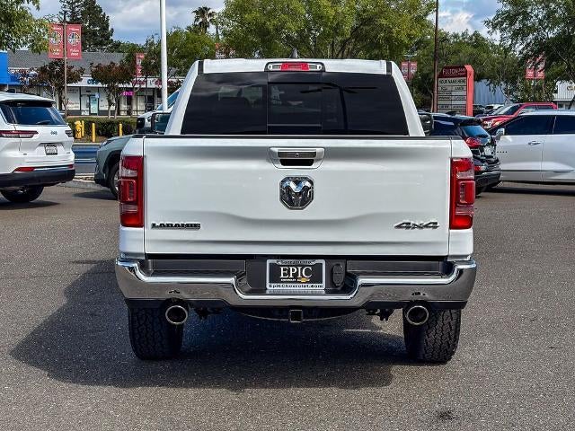 2020 RAM 1500 Laramie Crew Cab 4x4 5'7" Box