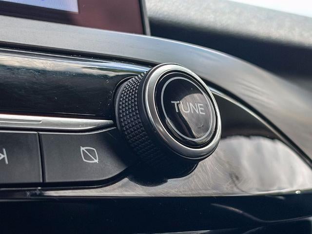 2020 Ford Escape Titanium Hybrid