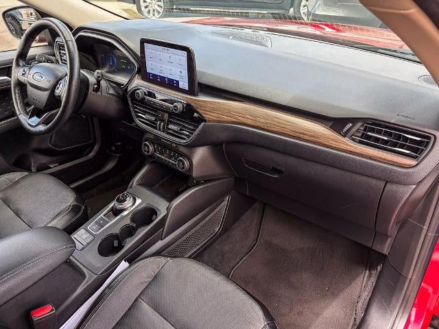 2020 Ford Escape Titanium Hybrid