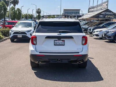 2022 Ford Explorer ST-Line