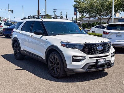 2022 Ford Explorer ST-Line