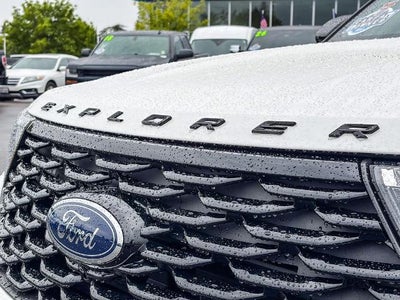 2022 Ford Explorer ST-Line