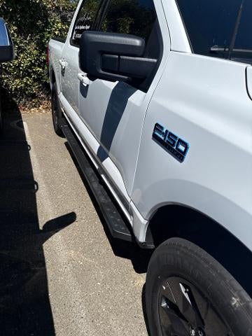 2024 Ford F-150 Lightning Flash