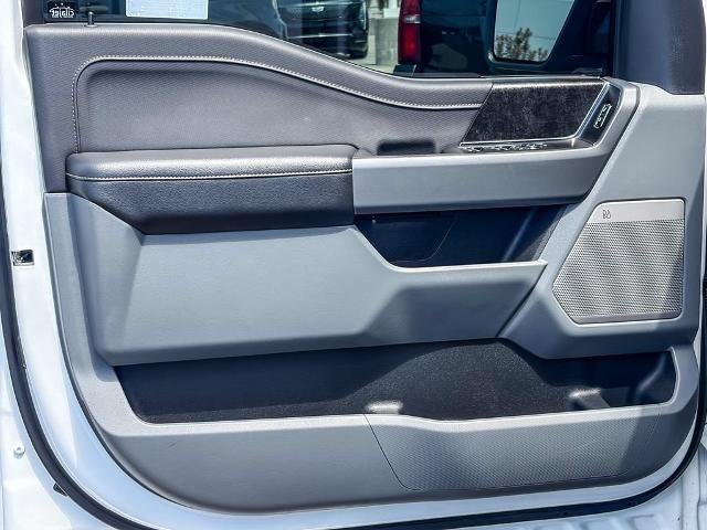 2024 Ford F-150 Lightning Flash