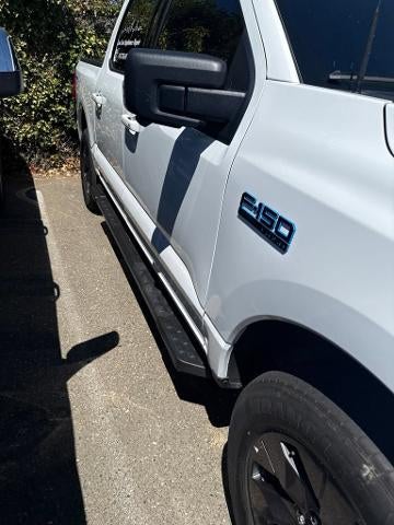 2024 Ford F-150 Lightning Flash