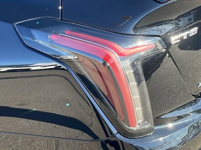 2022 Cadillac CT5-V Base