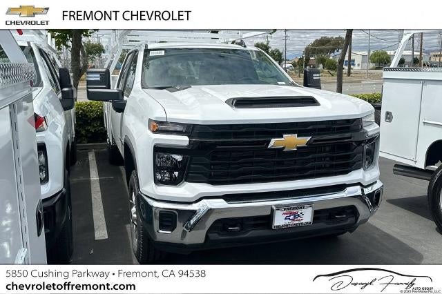 2026 Chevrolet Silverado HD Work Truck Crew Cab Long Box's photo