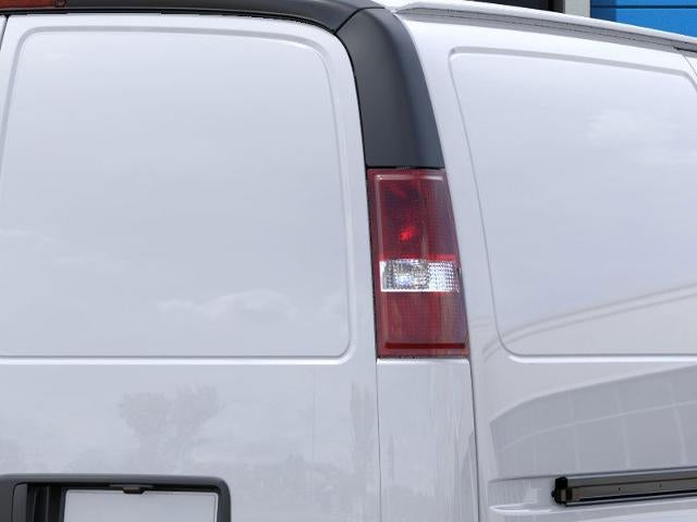 2025 Chevrolet Express Cargo Base
