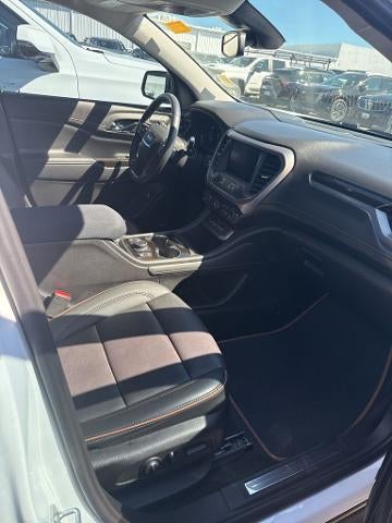 2021 GMC Acadia AT4