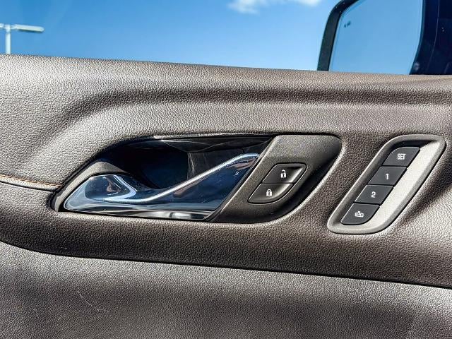 2021 GMC Acadia AT4