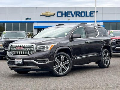 2017 GMC Acadia Denali