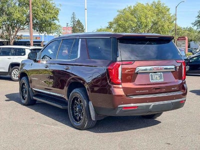 2022 GMC Yukon SLT