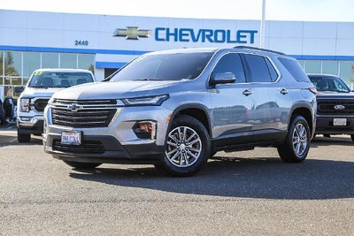 2023 Chevrolet Traverse LT Cloth
