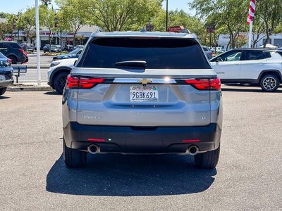 2023 Chevrolet Traverse LT Cloth