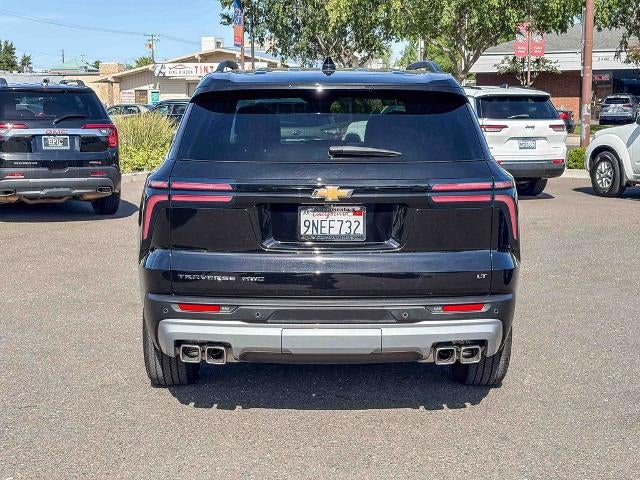 2024 Chevrolet Traverse LT