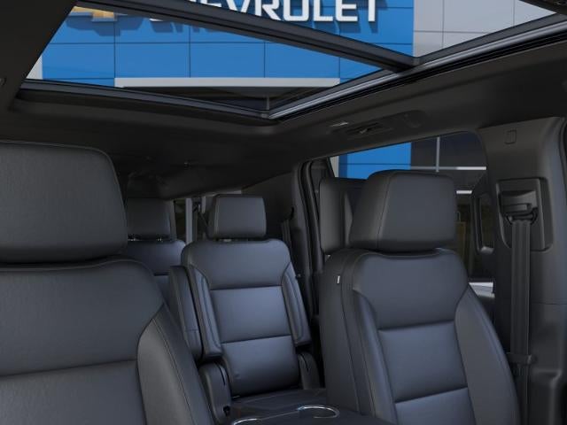 2027 Chevrolet Suburban Z71 - Photo 24