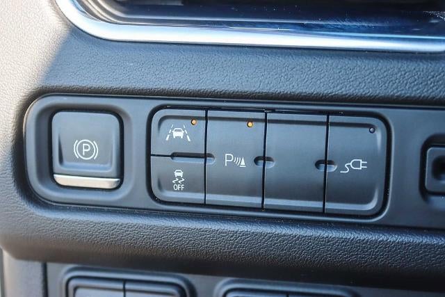 2022 Chevrolet Suburban LS