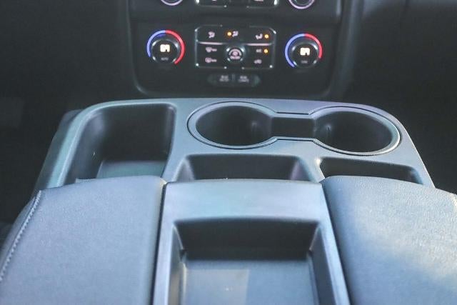 2022 Chevrolet Suburban LS