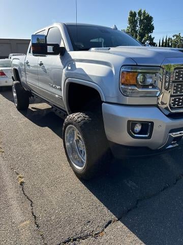 2019 GMC Sierra 2500 HD Denali