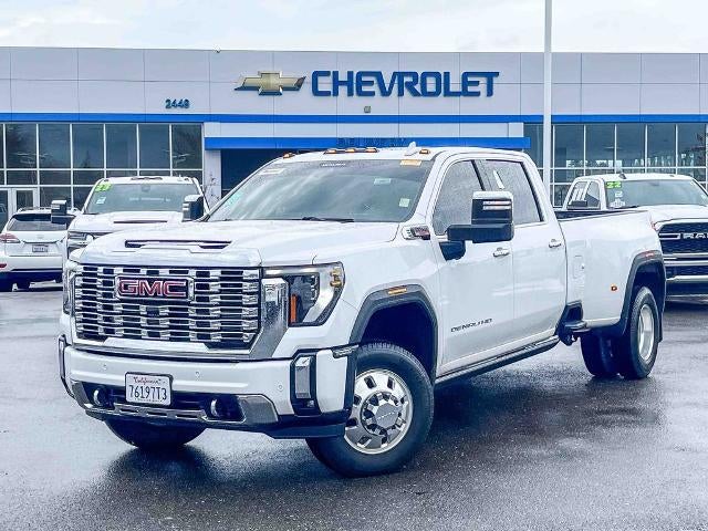 2024 GMC Sierra 3500 HD Denali