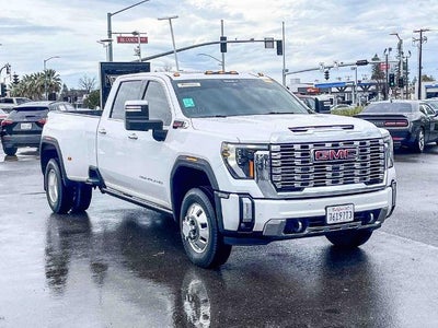 2024 GMC Sierra 3500 HD Denali