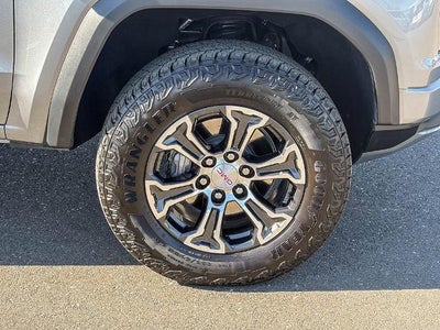 2023 GMC Canyon AT4