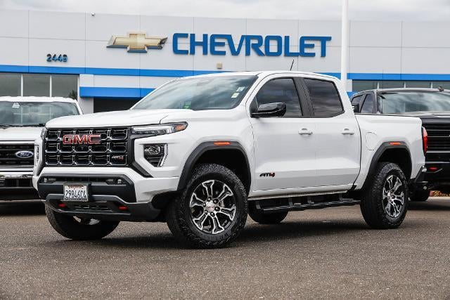 2024 GMC Canyon AT4
