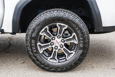 2024 GMC Canyon AT4