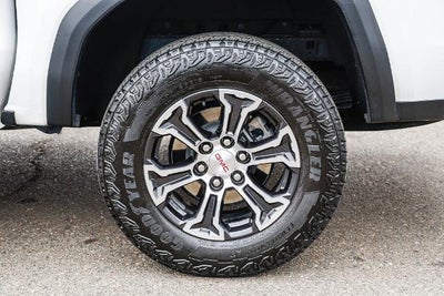 2024 GMC Canyon AT4