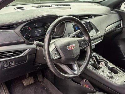 2020 Cadillac XT4 Premium Luxury