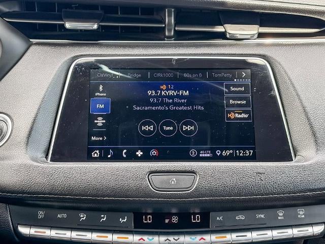 2020 Cadillac XT4 Premium Luxury