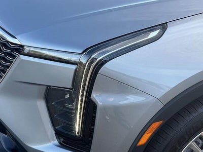 2025 Cadillac XT4 Premium Luxury