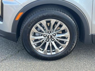 2025 Cadillac XT4 Premium Luxury