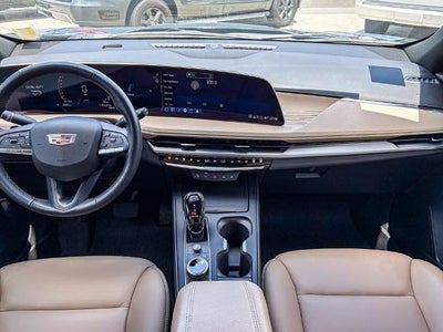 2025 Cadillac XT4 Premium Luxury