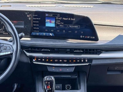 2024 Cadillac XT4 Premium Luxury