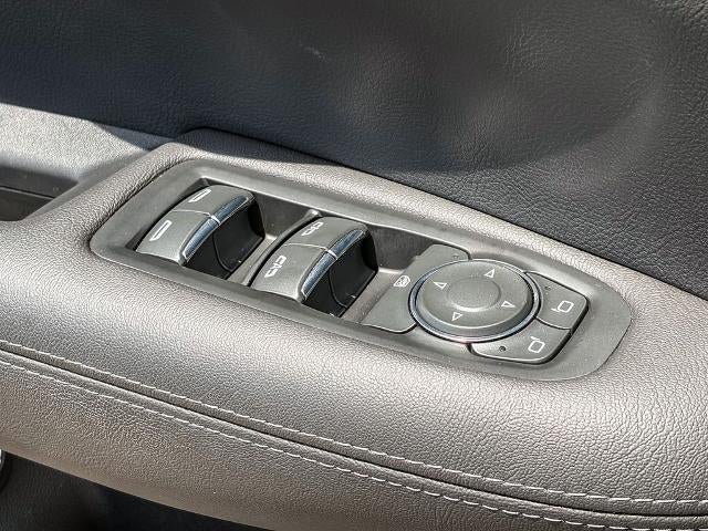 2023 Cadillac XT5 Luxury