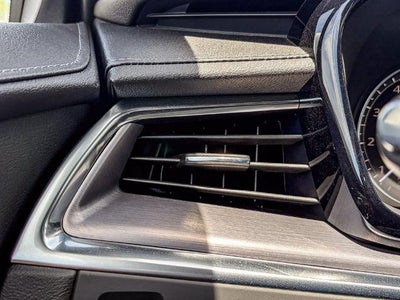2023 Cadillac XT5 Luxury