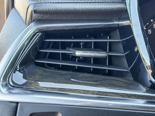 2017 Cadillac XT5 Luxury FWD