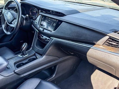 2017 Cadillac XT5 Luxury FWD