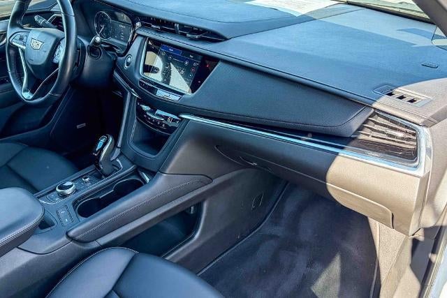 2023 Cadillac XT6 Luxury