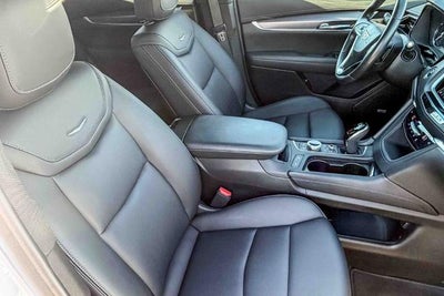 2023 Cadillac XT6 Luxury