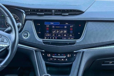 2023 Cadillac XT6 Luxury