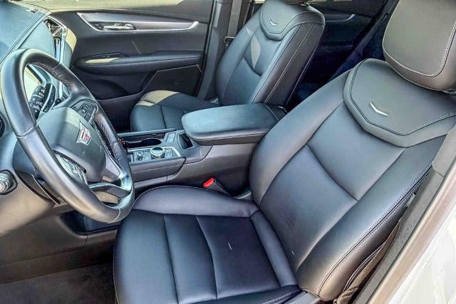 2023 Cadillac XT6 Luxury