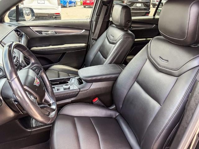 2023 Cadillac XT6 Luxury