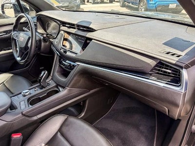 2025 Cadillac XT6 Luxury