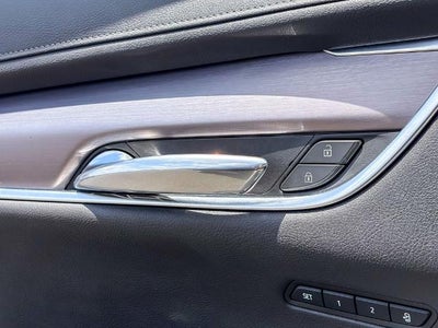 2025 Cadillac XT6 Luxury