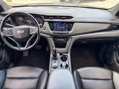 2023 Cadillac XT6 Luxury