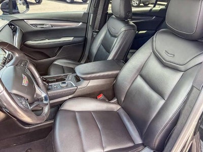 2023 Cadillac XT6 Luxury